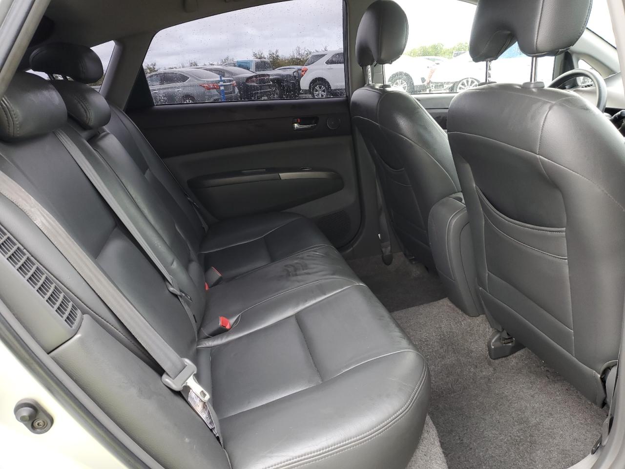 2004 Toyota Prius - Image 10