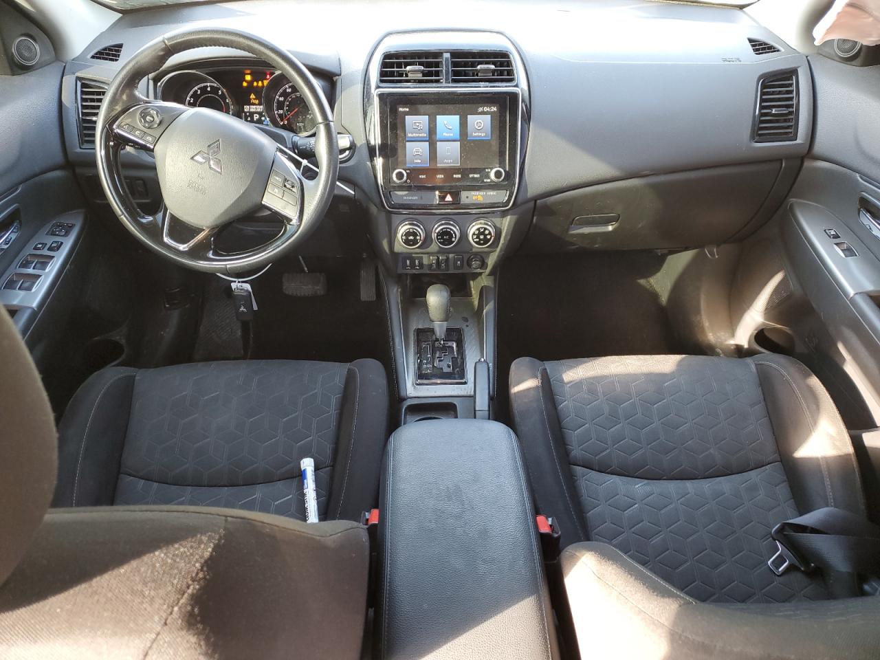 2020 Mitsubishi Outlander - Image 8