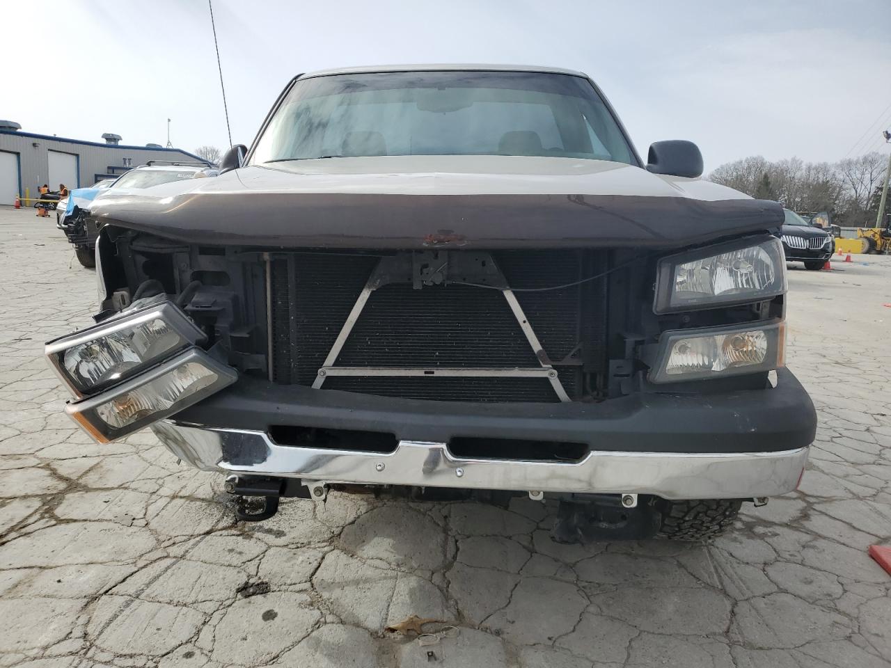 2006 Chevrolet Silverado - Image 5