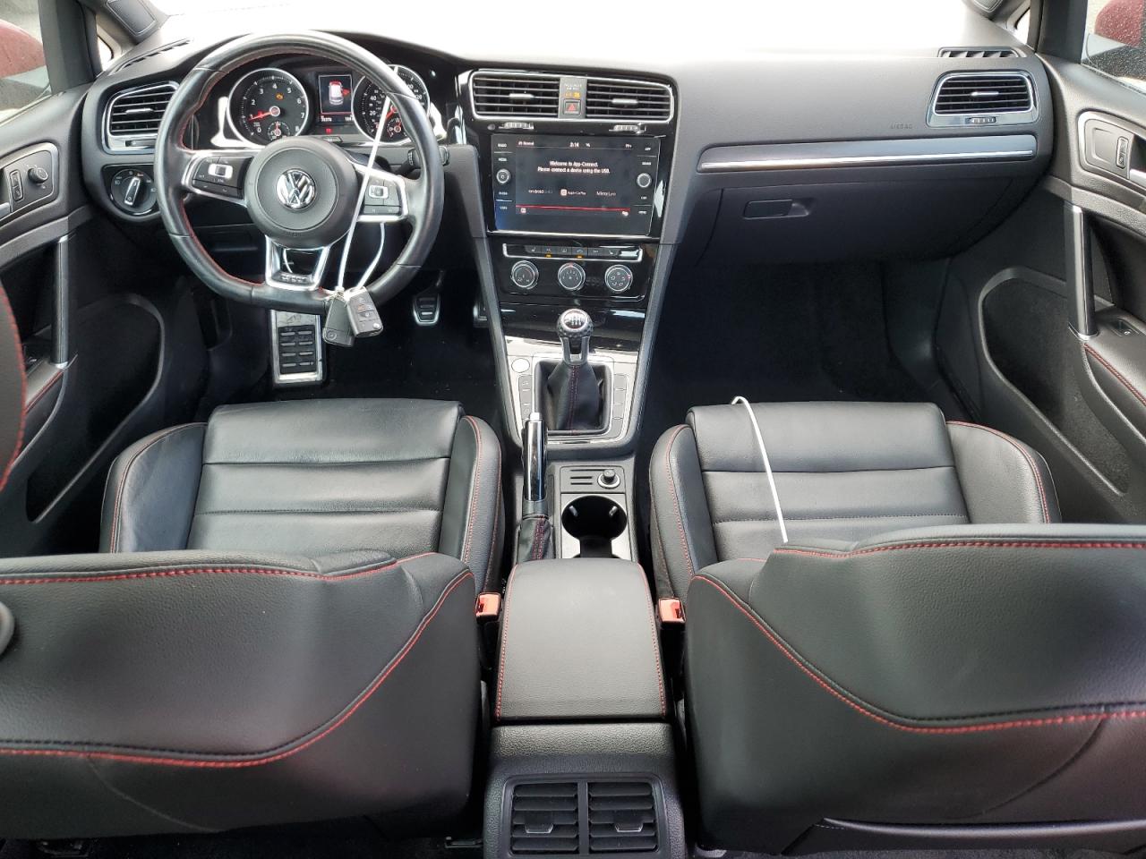 2018 Volkswagen GTI - Image 8