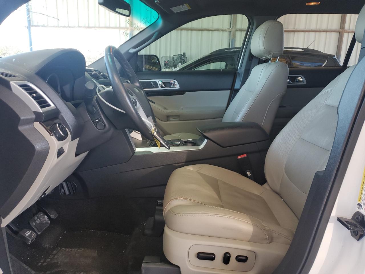 2014 Ford Explorer - Image 7