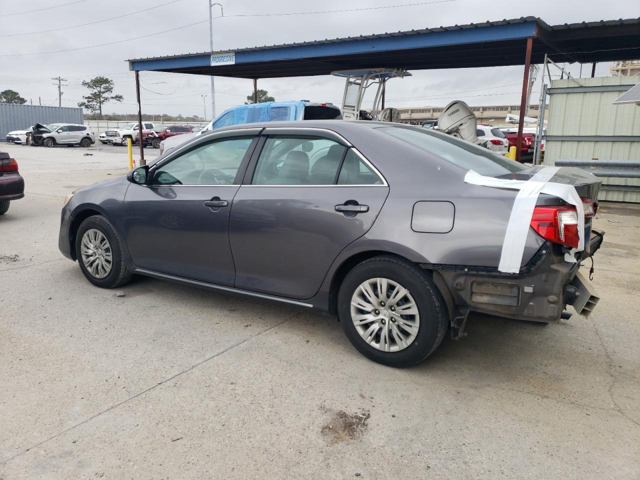 2014 Toyota Camry - Image 2