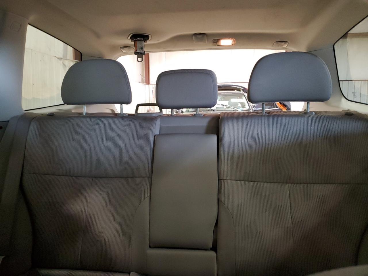 2010 Subaru Forester - Image 10
