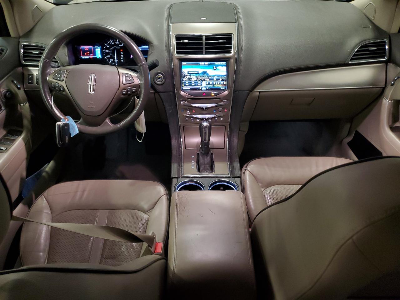 2013 Lincoln MKX - Image 8