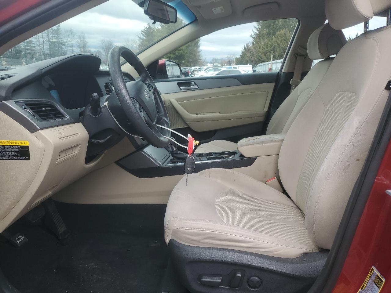 2016 Hyundai Sonata - Image 7