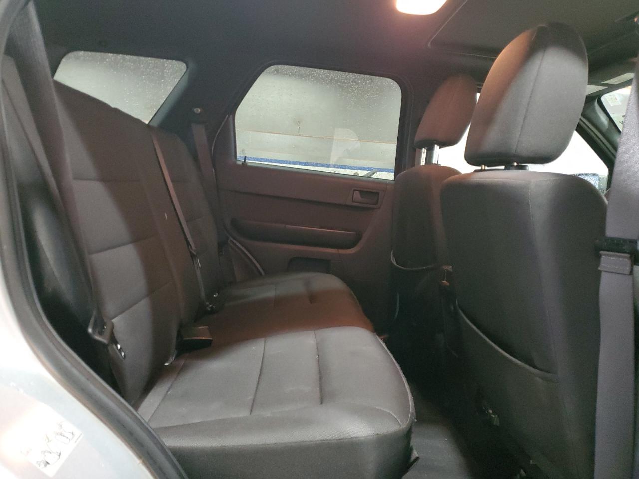 2012 Ford Escape - Image 11