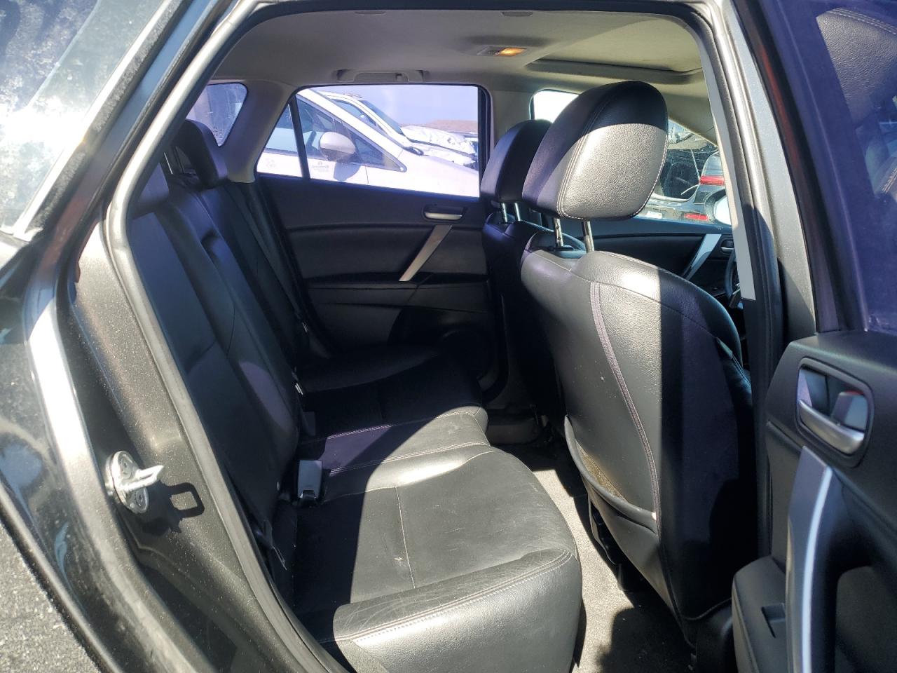 2010 Mazda 3 S VIN: JM1BL1H53A1345122 Lot: 48082385