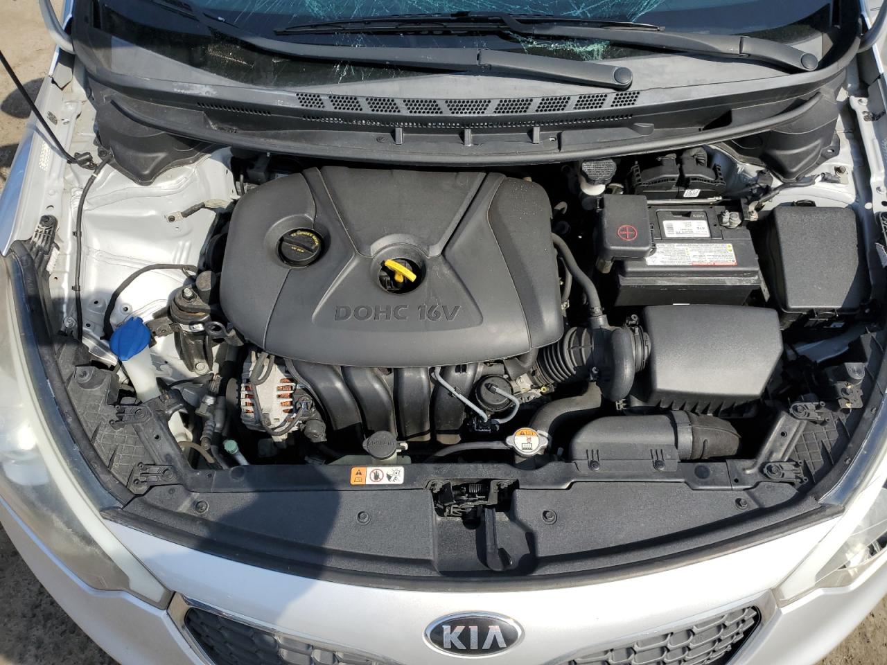 2016 Kia Forte - Image 12