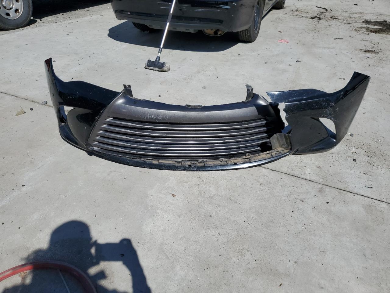 2015 Toyota Camry - Image 12