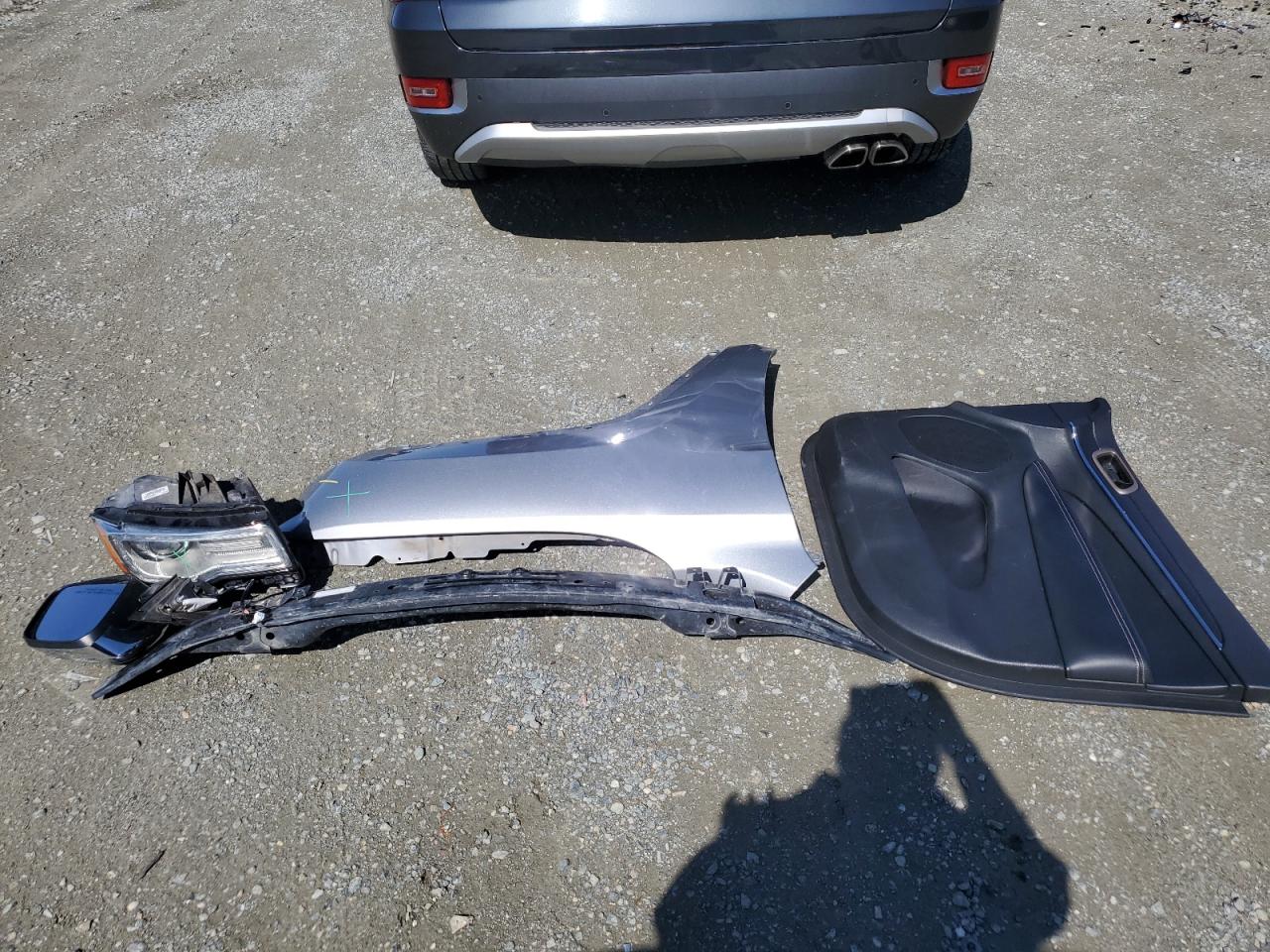 2015 Jeep Grand Cherokee - Image 13