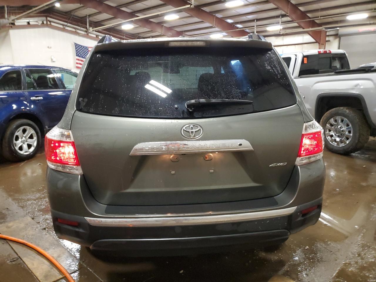 2011 Toyota Highlander - Image 6