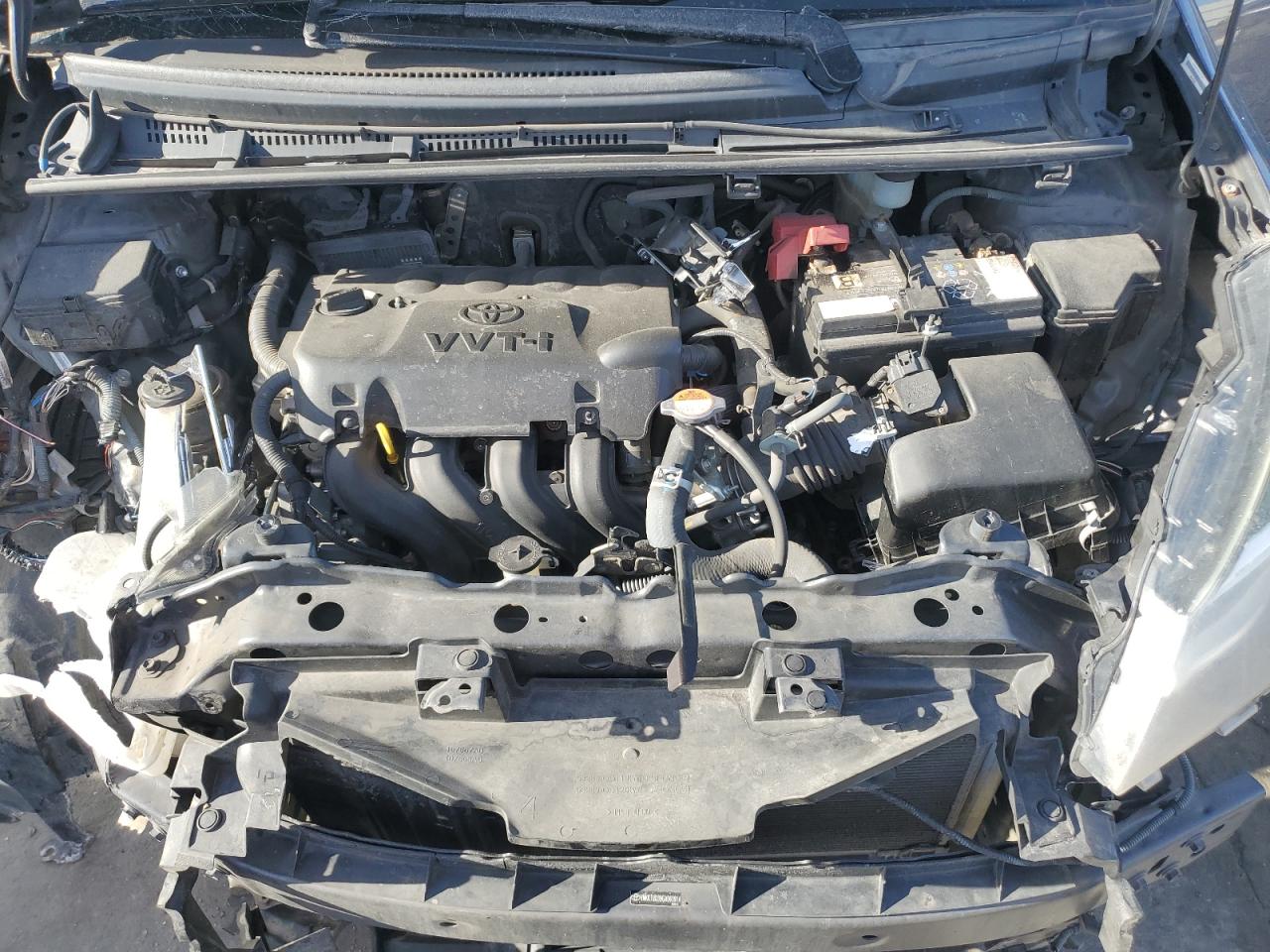 2016 Toyota Yaris - Image 13