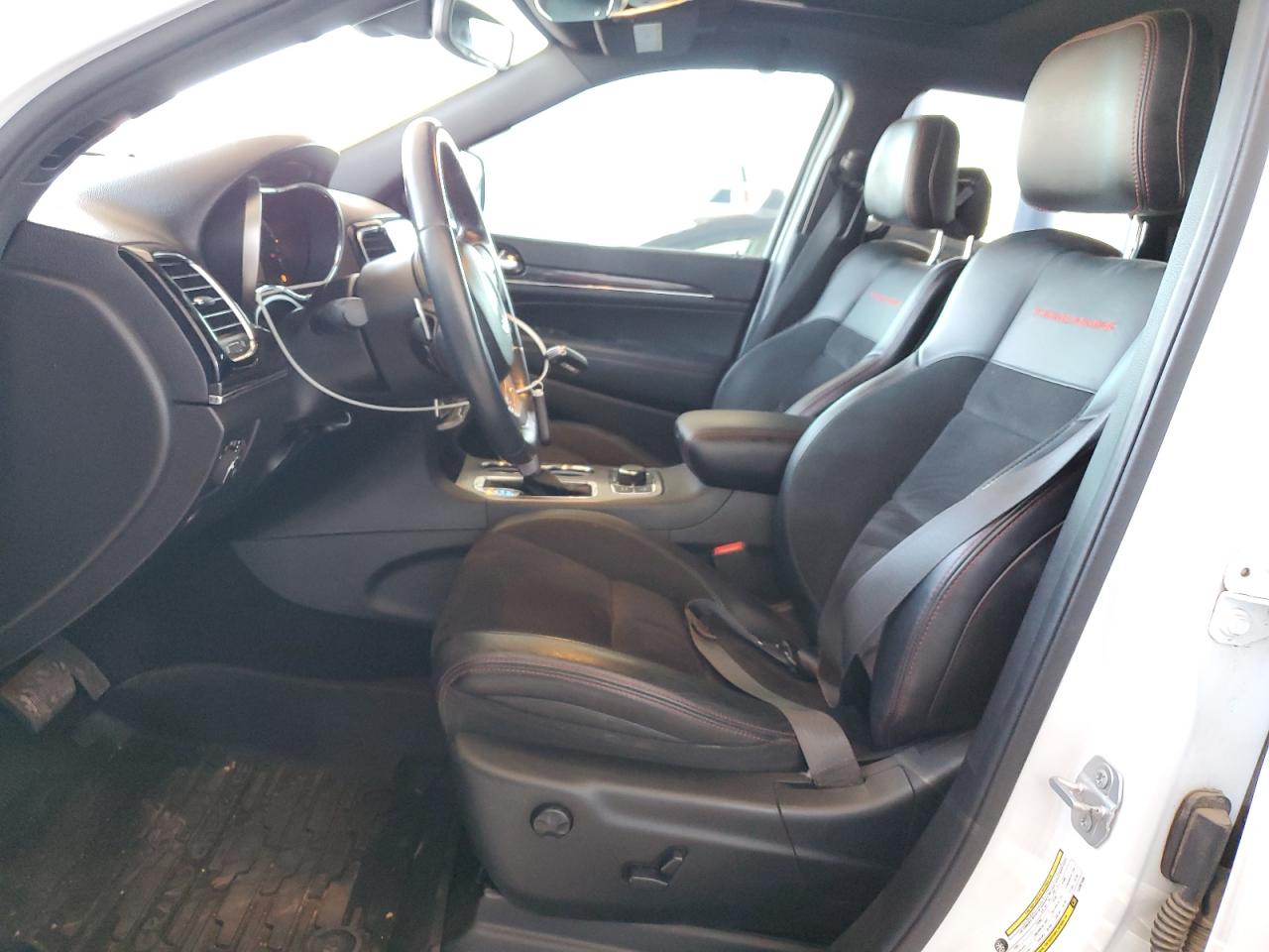 2020 Jeep Grand Cherokee - Image 7