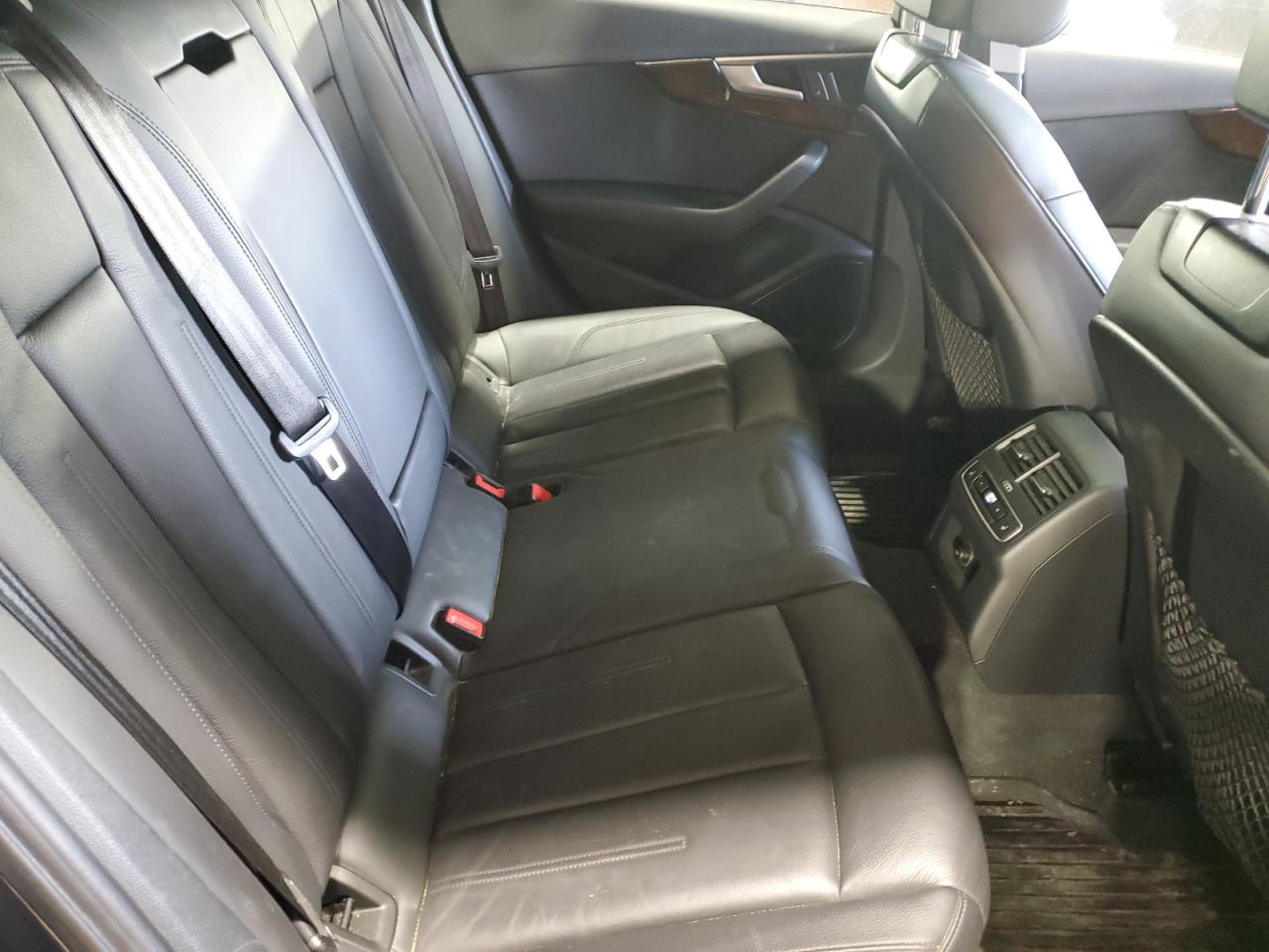 2018 Audi A4 - Image 10