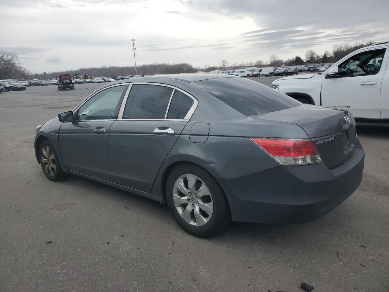 2008 Honda Accord - Image 2