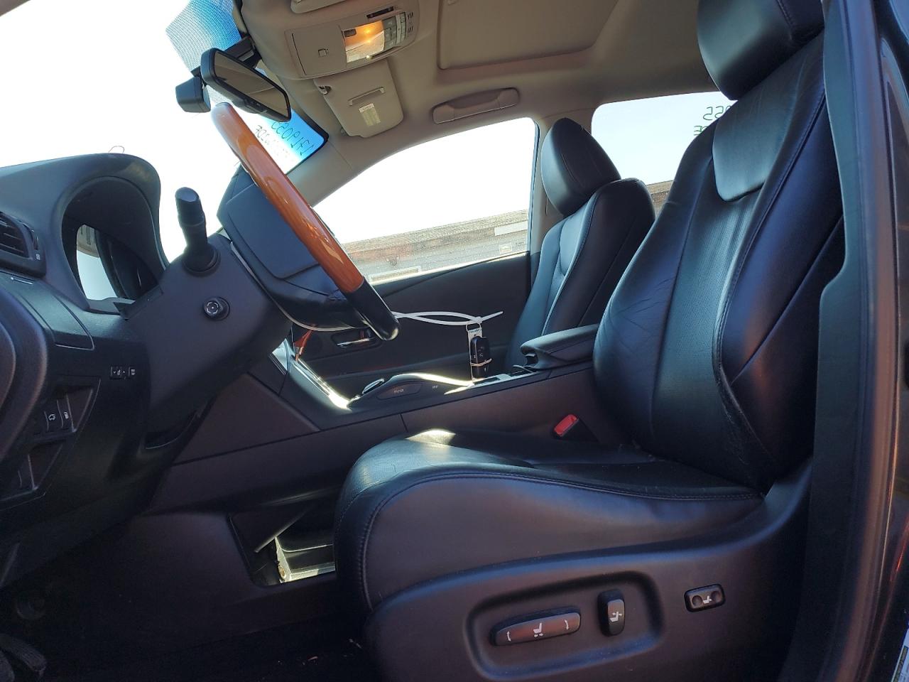 2011 Lexus RX - Image 7