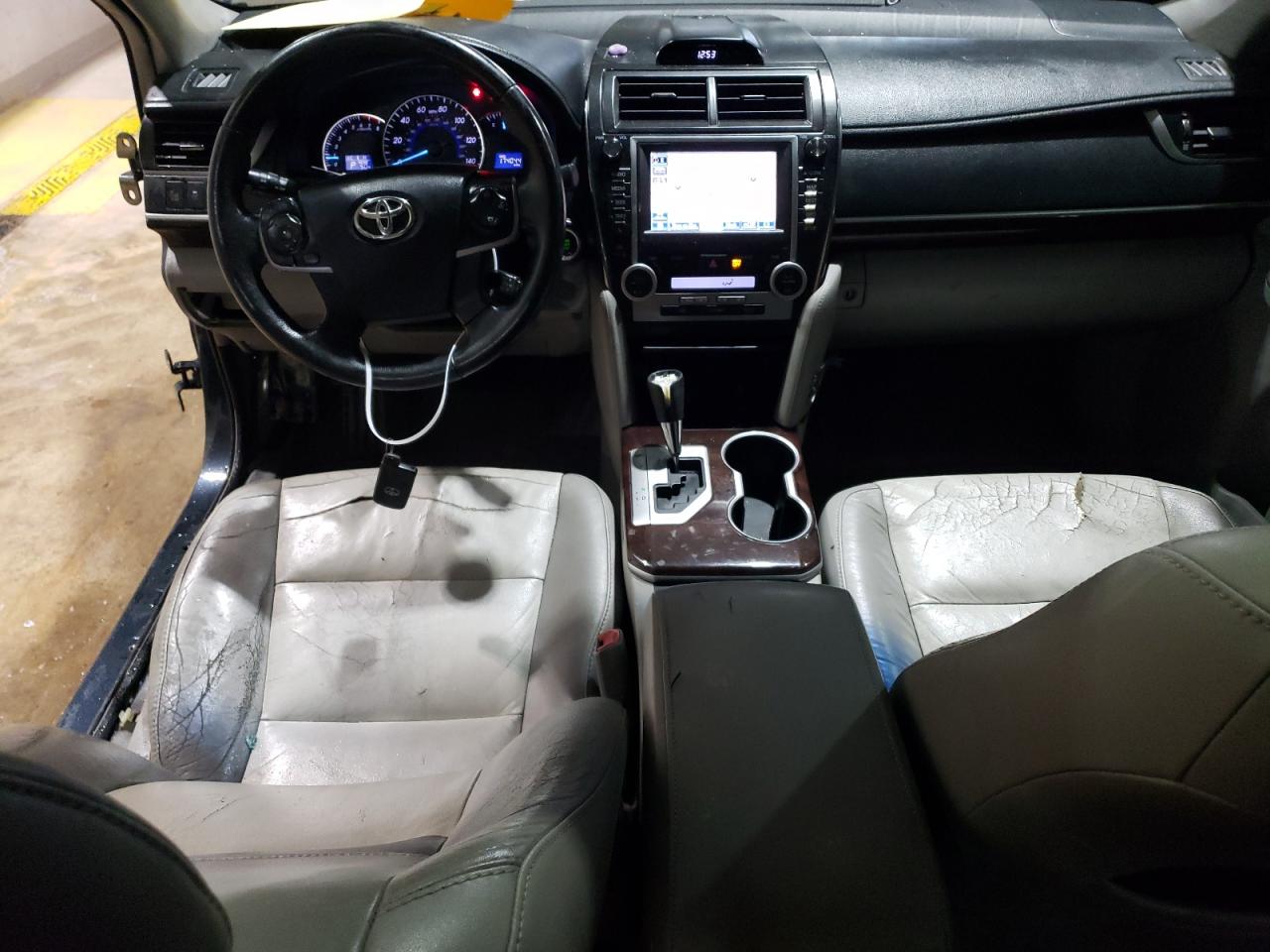 2012 Toyota Camry - Image 8