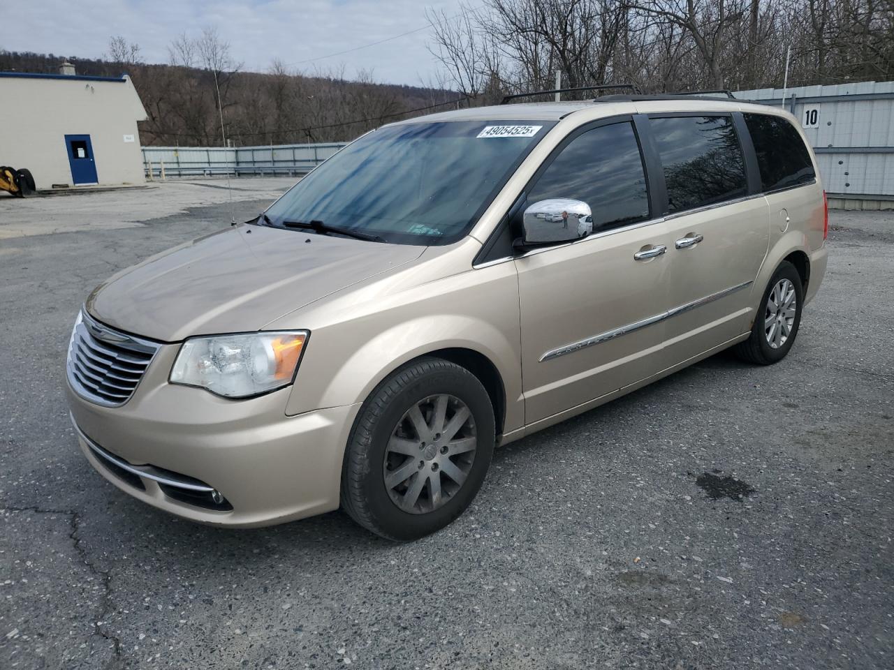 2013 Chrysler Town & Country - Image 1