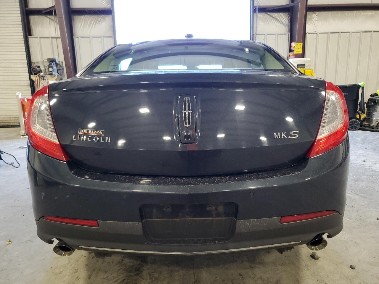 2013 Lincoln MKS - Image 6