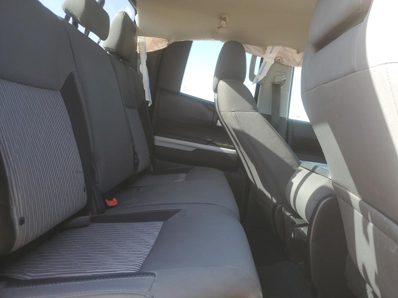 2014 Toyota Tundra - Image 10