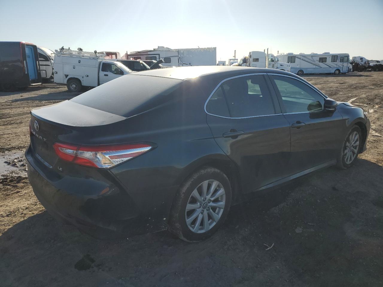 2018 Toyota Camry - Image 3