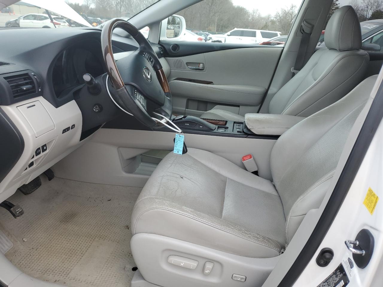 2010 Lexus RX - Image 7