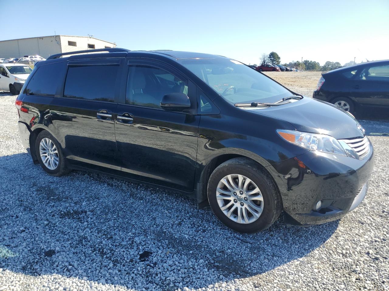 2014 Toyota Sienna - Image 4