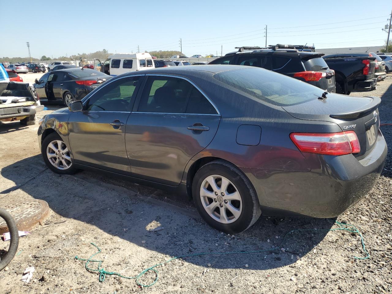 2009 Toyota Camry - Image 2