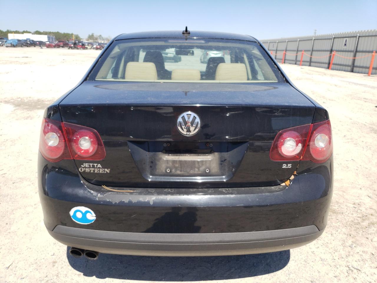 2009 Volkswagen Jetta - Image 6