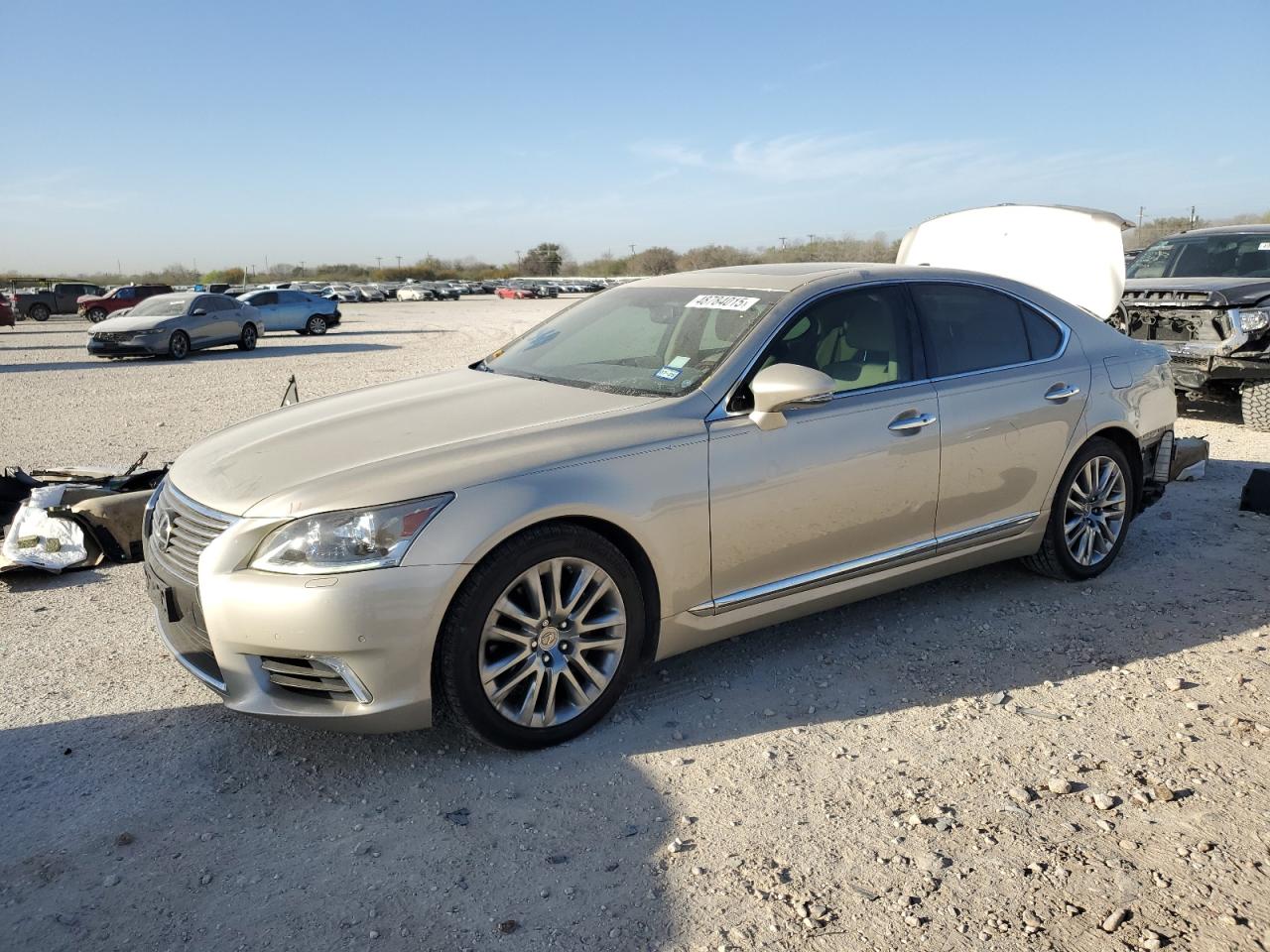 2014 Lexus Ls 460 продається в San Antonio, TX - Rear End
