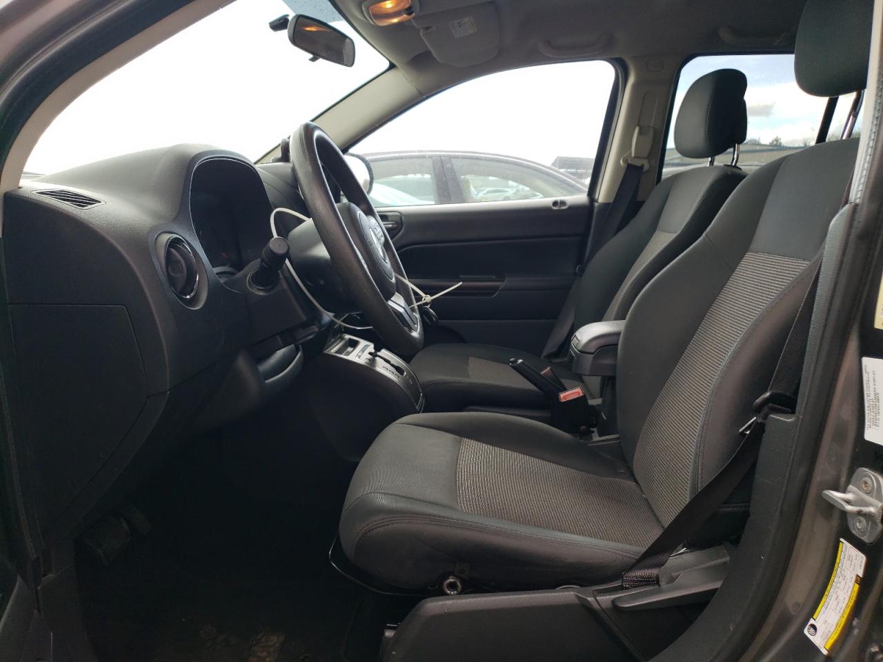 2012 Jeep Compass - Image 7