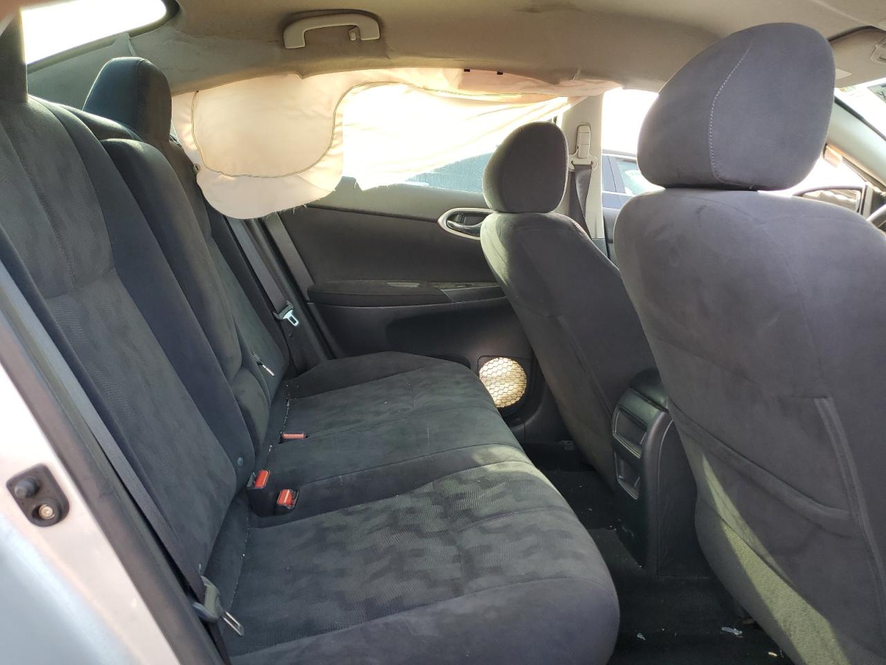 2013 Nissan Sentra - Image 11