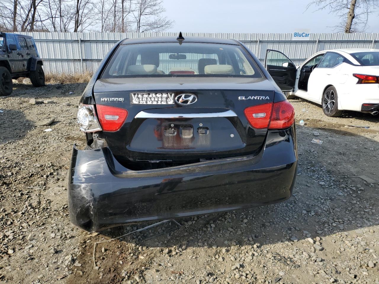 2010 Hyundai Elantra - Image 6