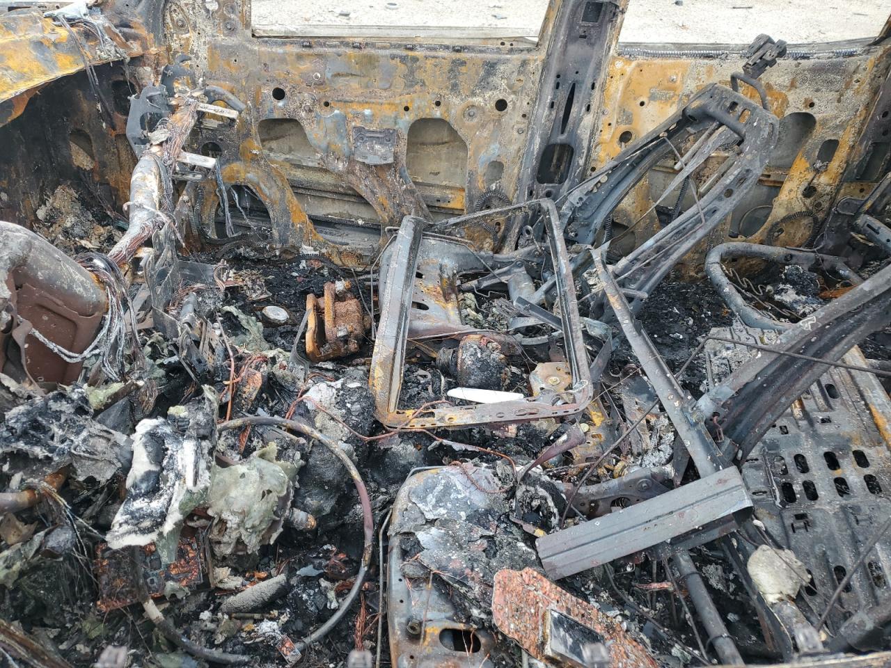 2015 Chevrolet Silverado - Image 7