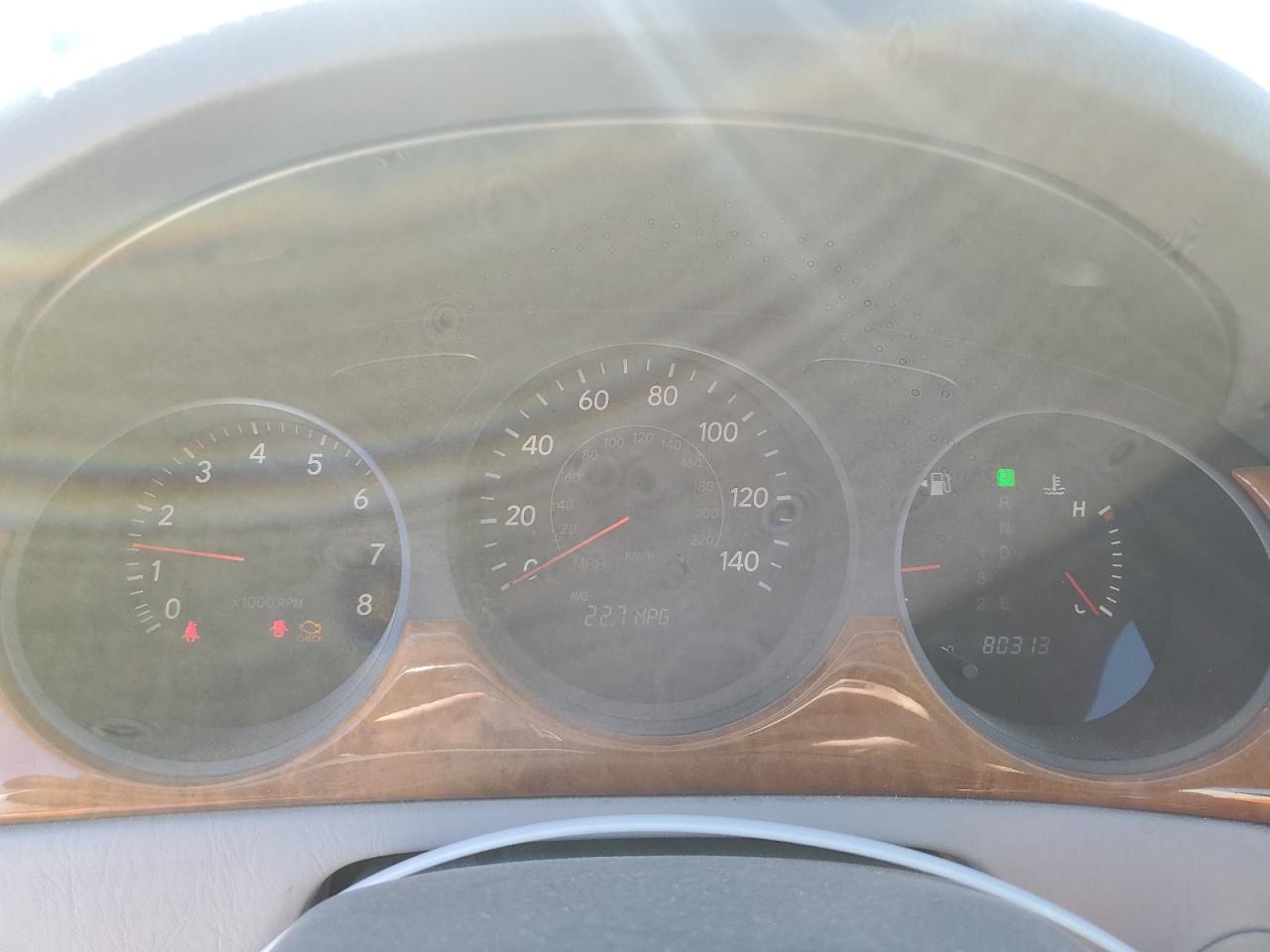 2005 Lexus ES - Image 9