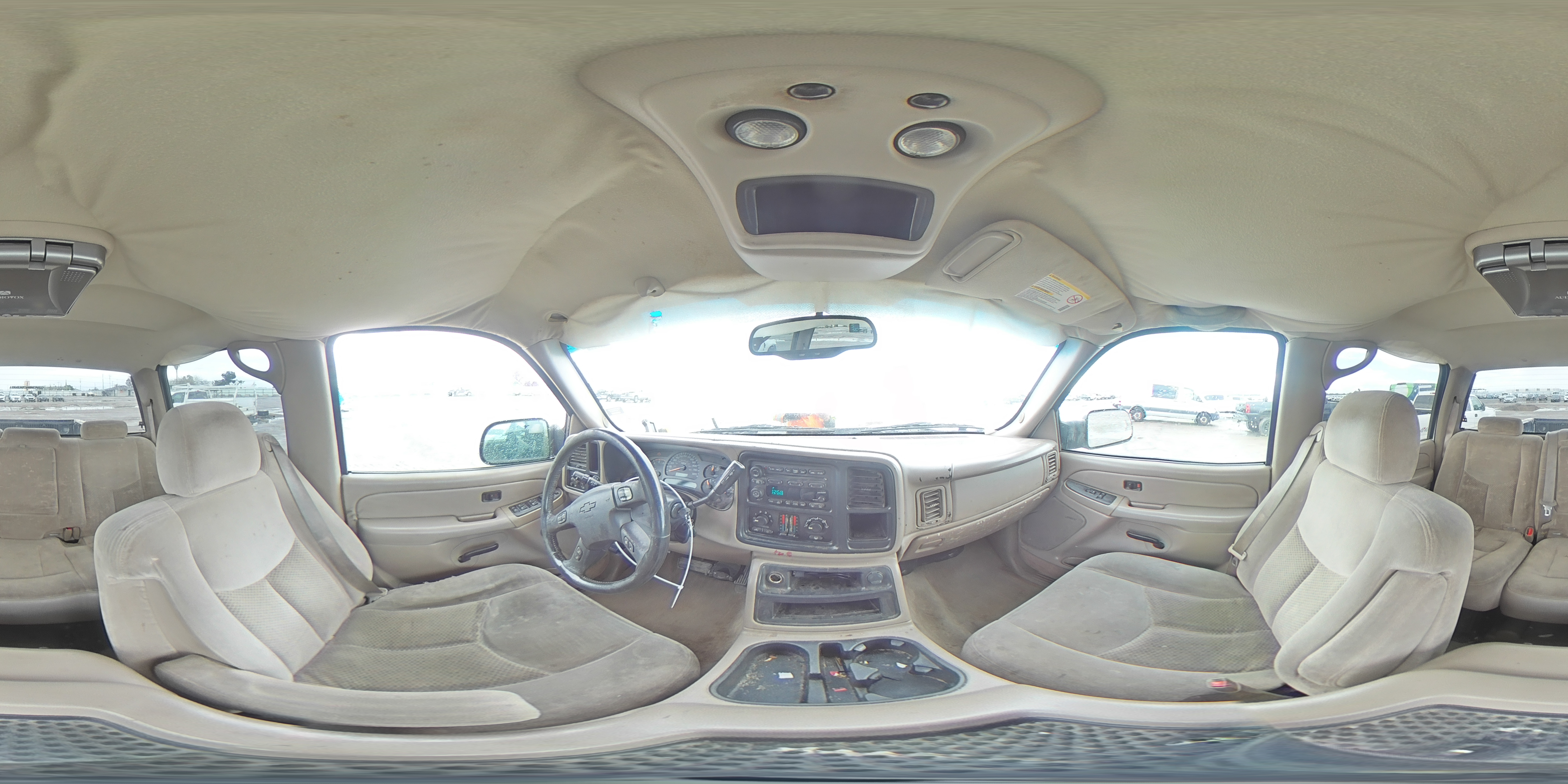 2004 Chevrolet Silverado - Image 13
