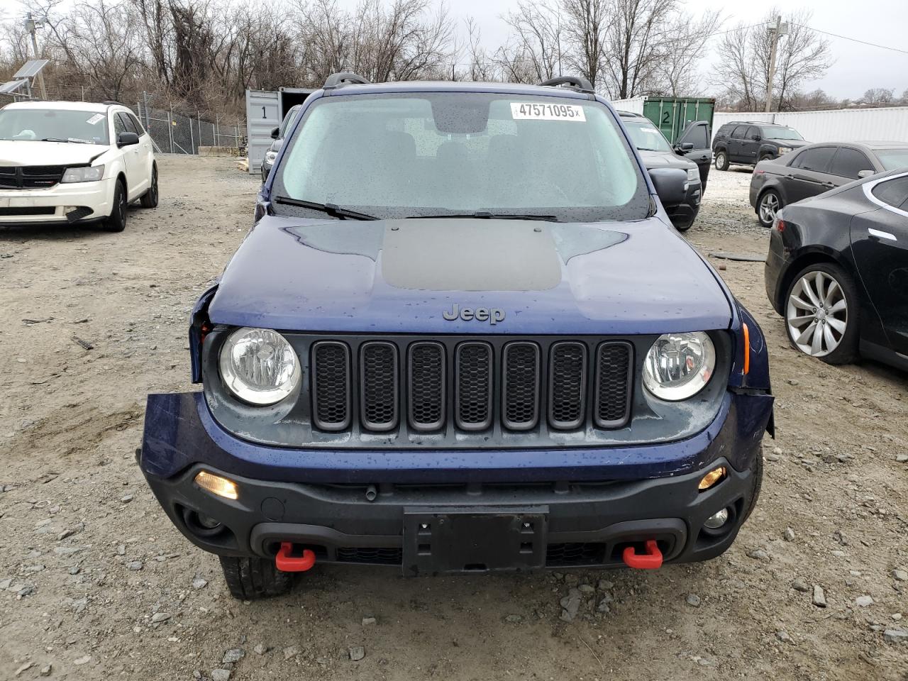 2016 Jeep Renegade - Image 5