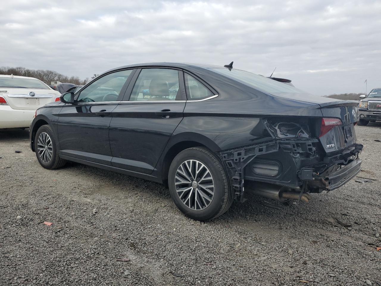 2020 Volkswagen Jetta - Image 2