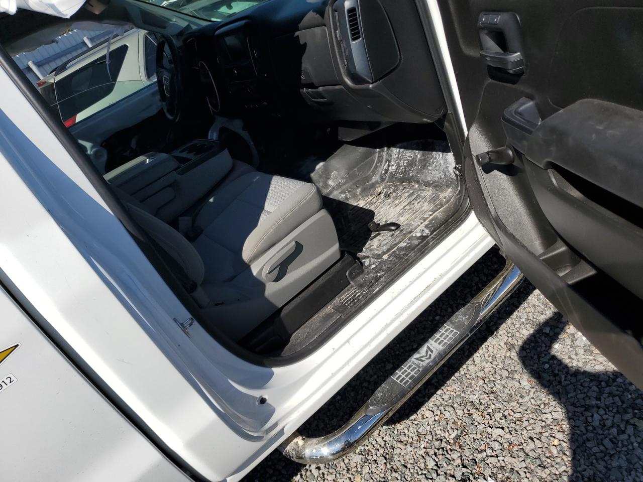 2018 GMC Sierra - Image 8