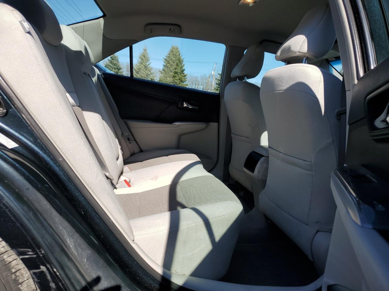 2013 Toyota Camry - Image 10
