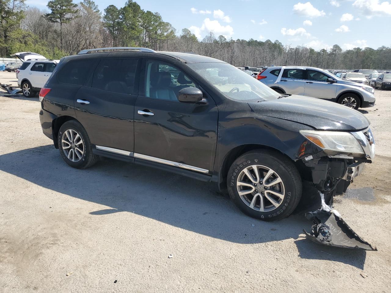 2014 Nissan Pathfinder - Image 4