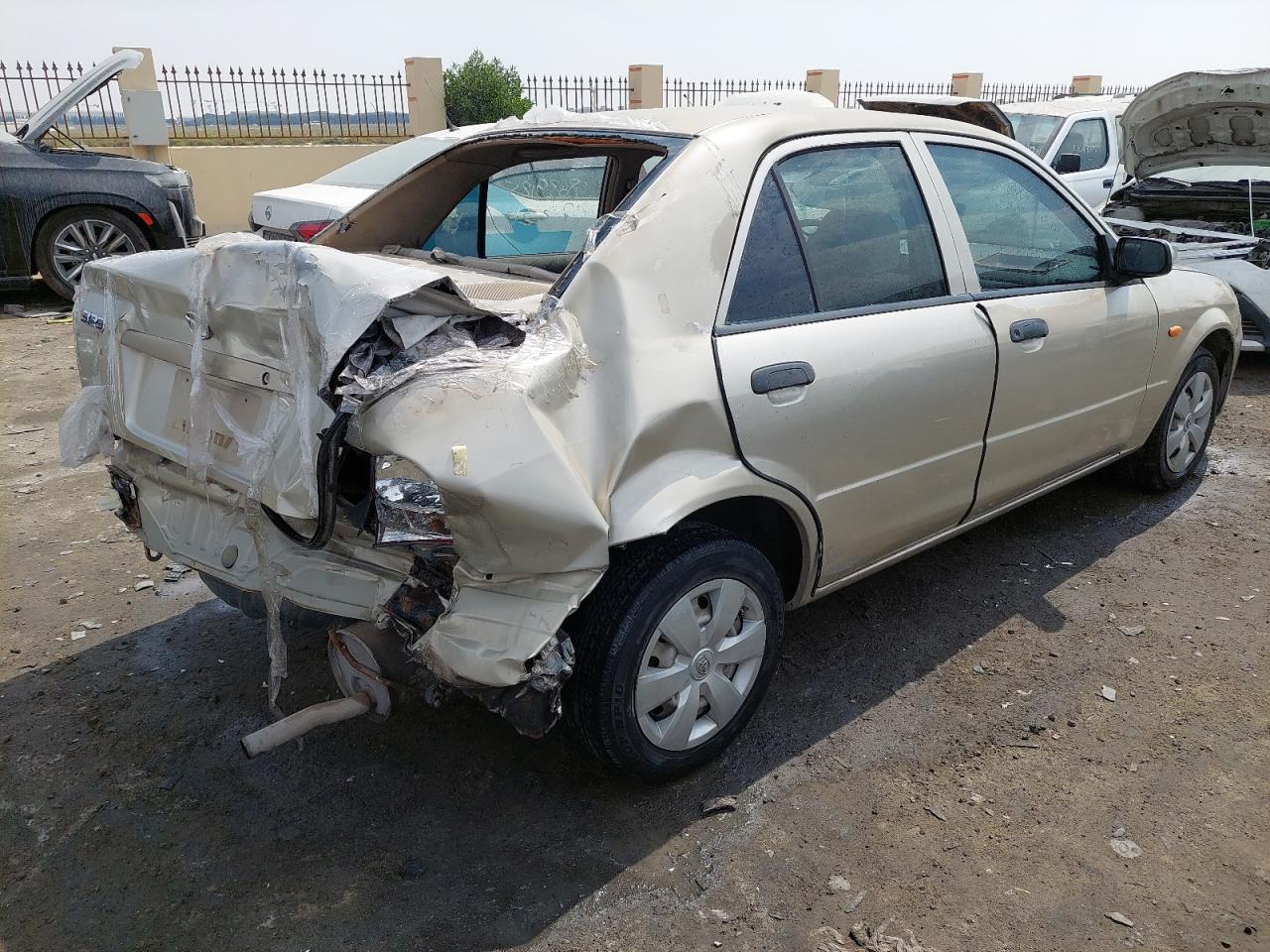 JM7BJ12M820204226 - 2002 Mazda 323 - #48639125