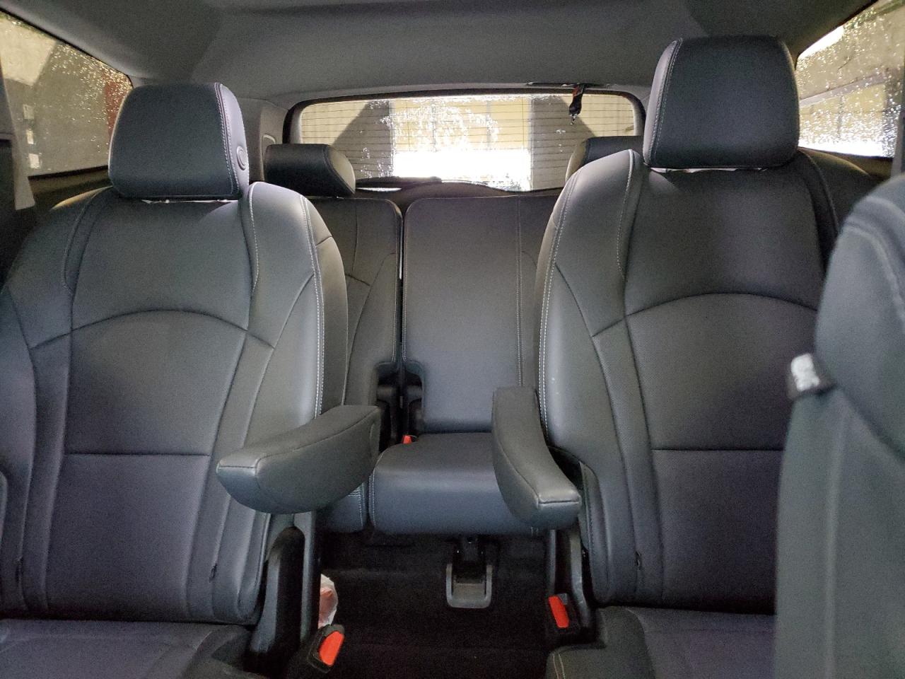 2018 Buick Enclave - Image 10