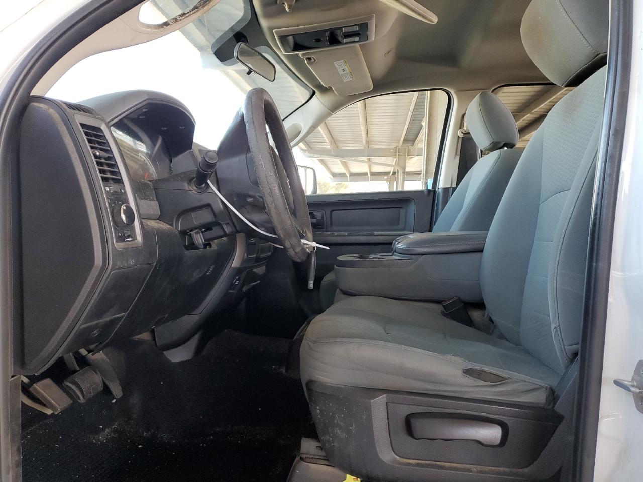 2018 RAM 1500 - Image 7