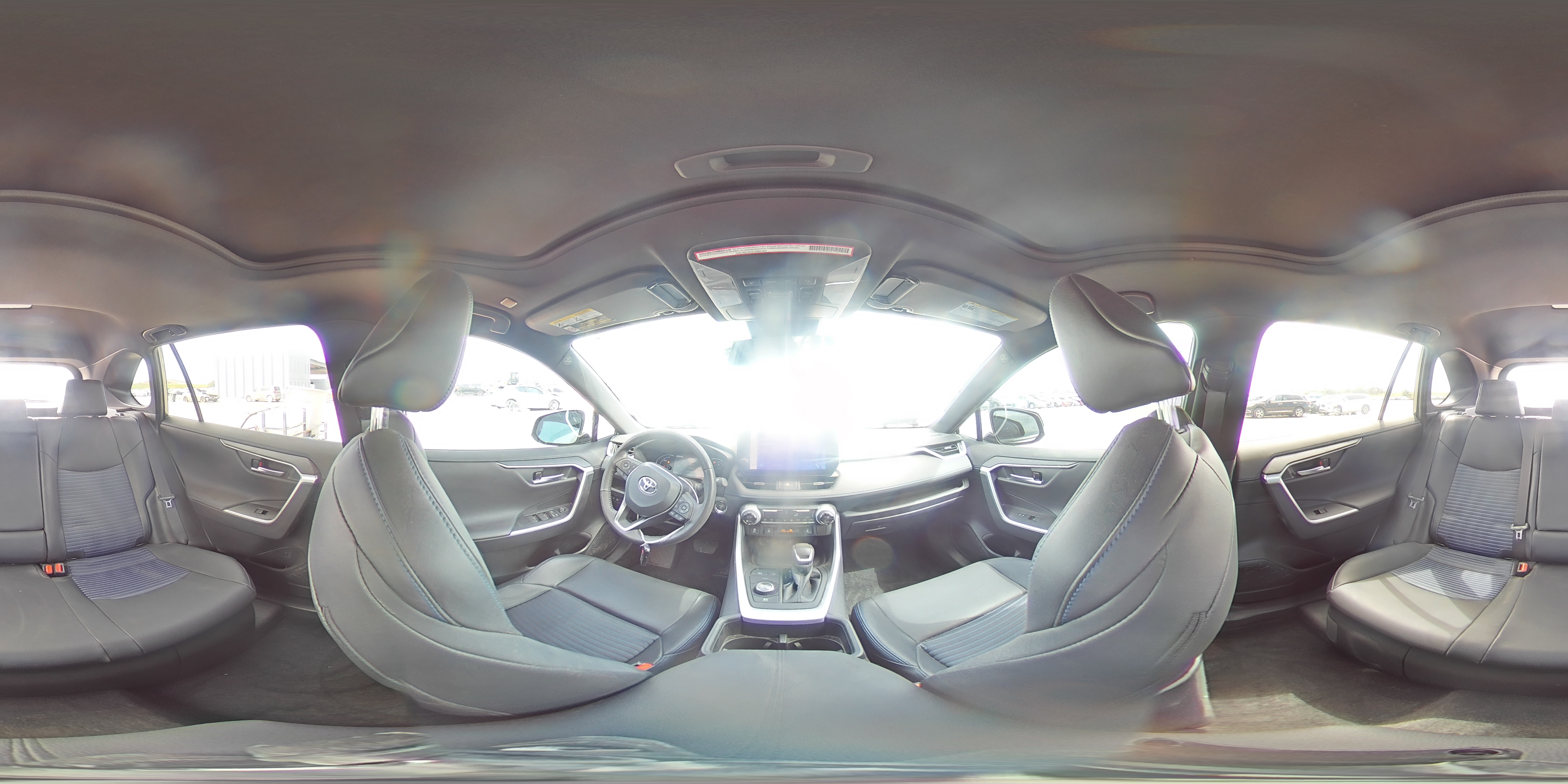 2024 Toyota RAV 4 - Image 14