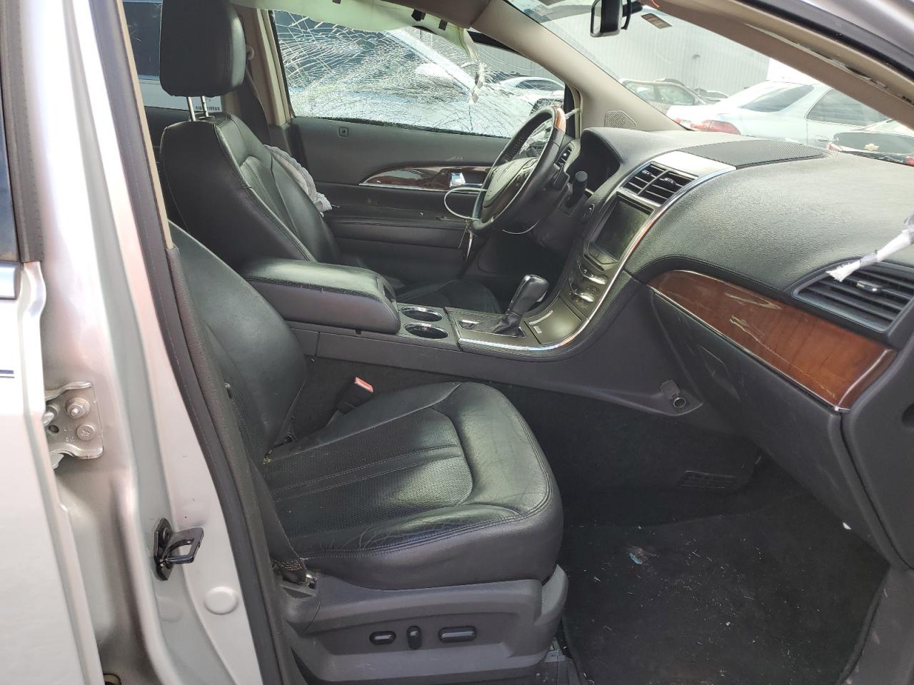 2015 Lincoln MKX - Image 7