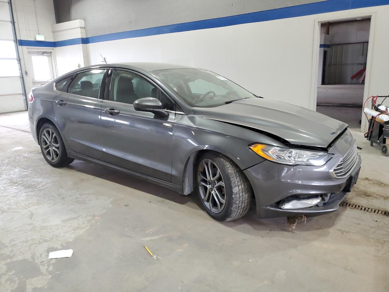 2017 Ford Fusion - Image 4