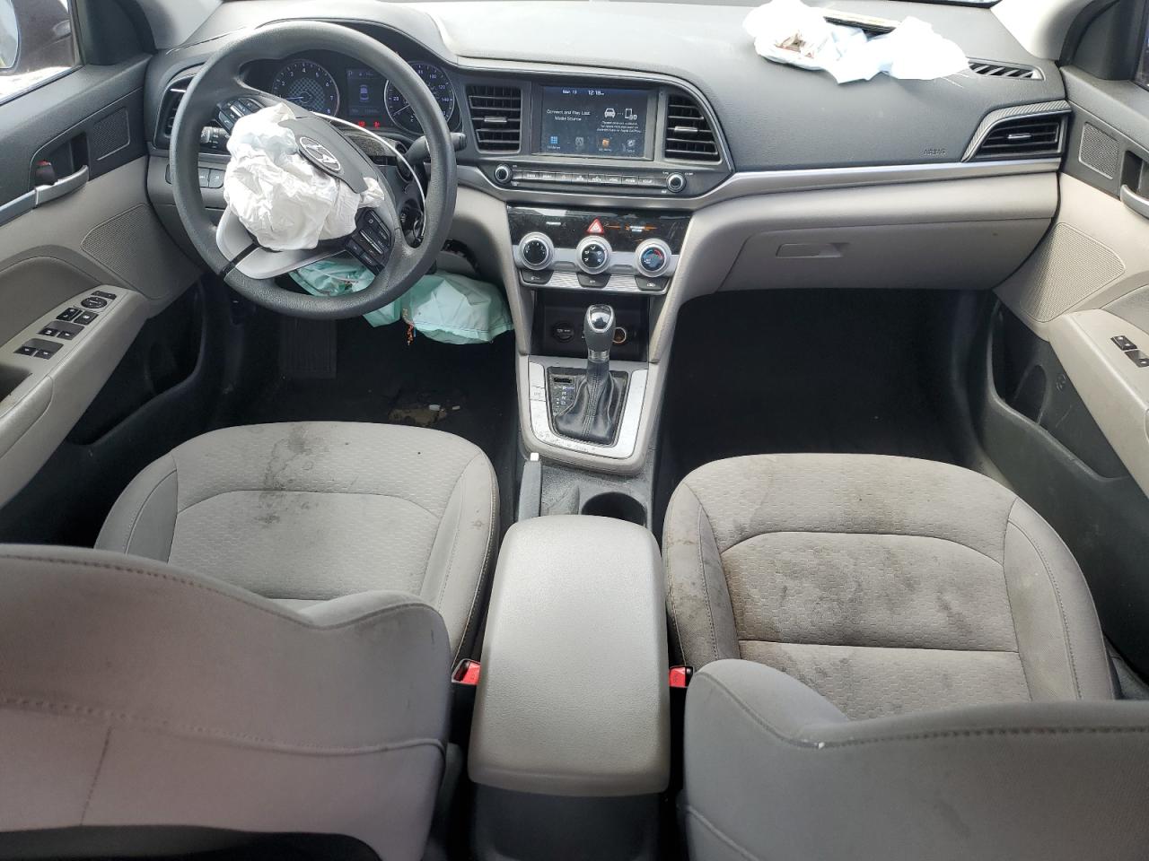 2019 Hyundai Elantra - Image 8
