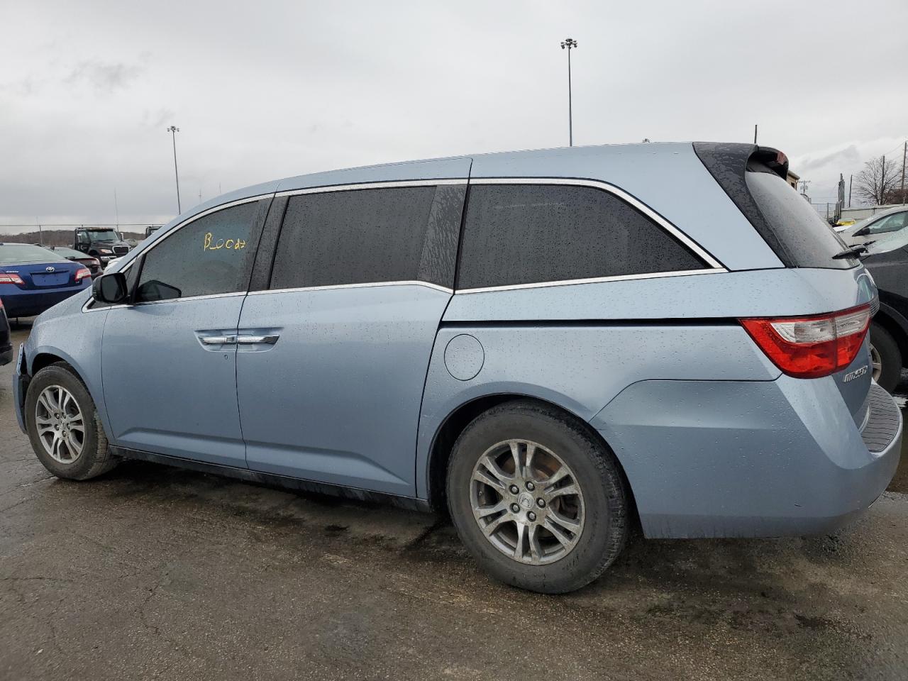 2011 Honda Odyssey - Image 2