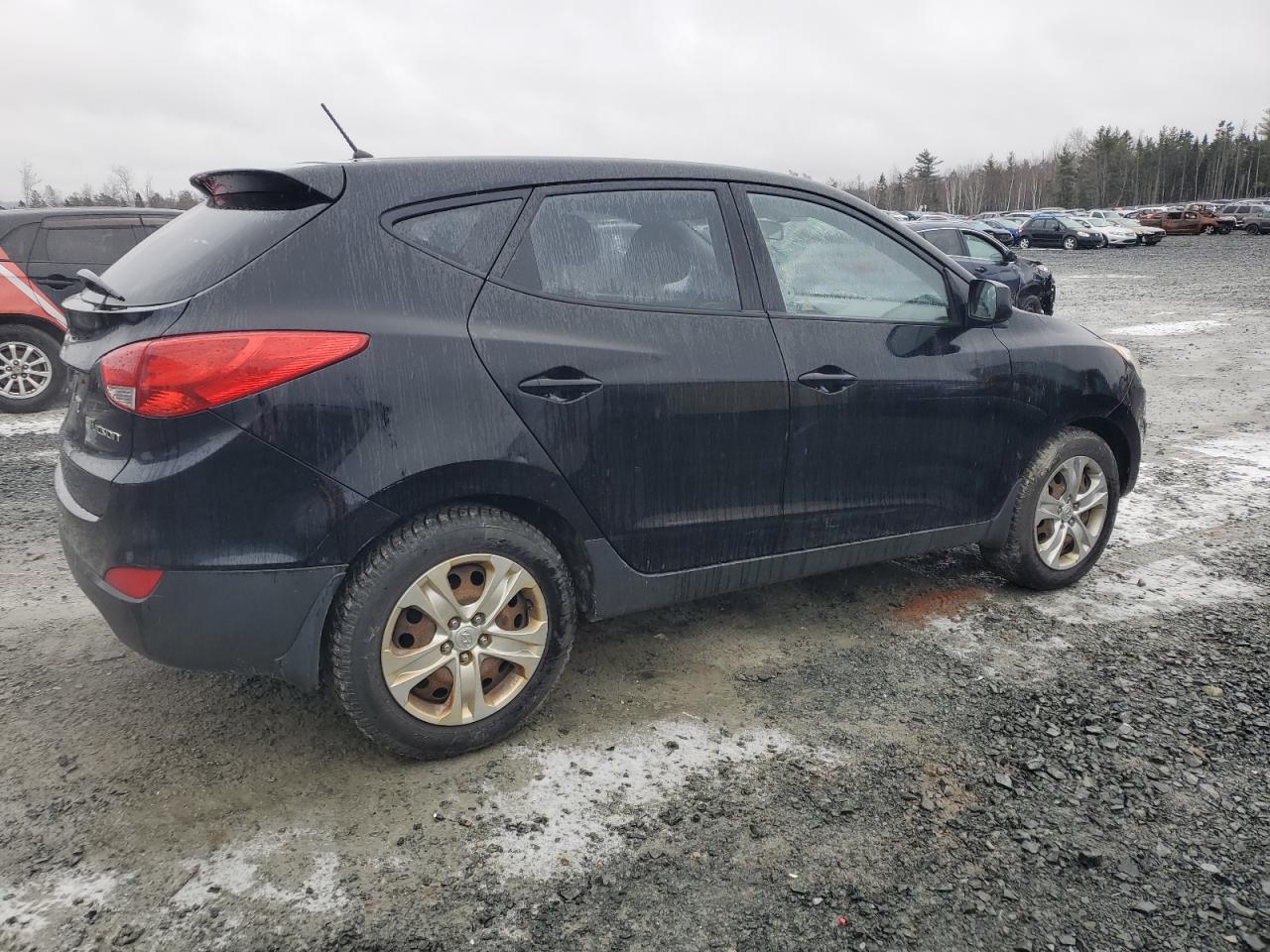 2011 Hyundai Tucson - Image 3